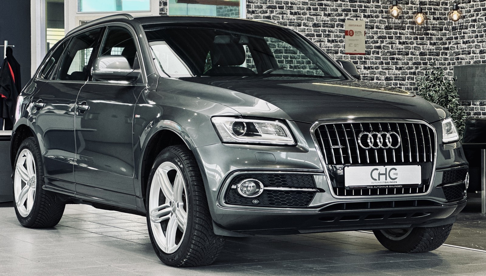 Audi Q5 2.0 TDI quattro clean S-Line Sport Plus|DAYTONA