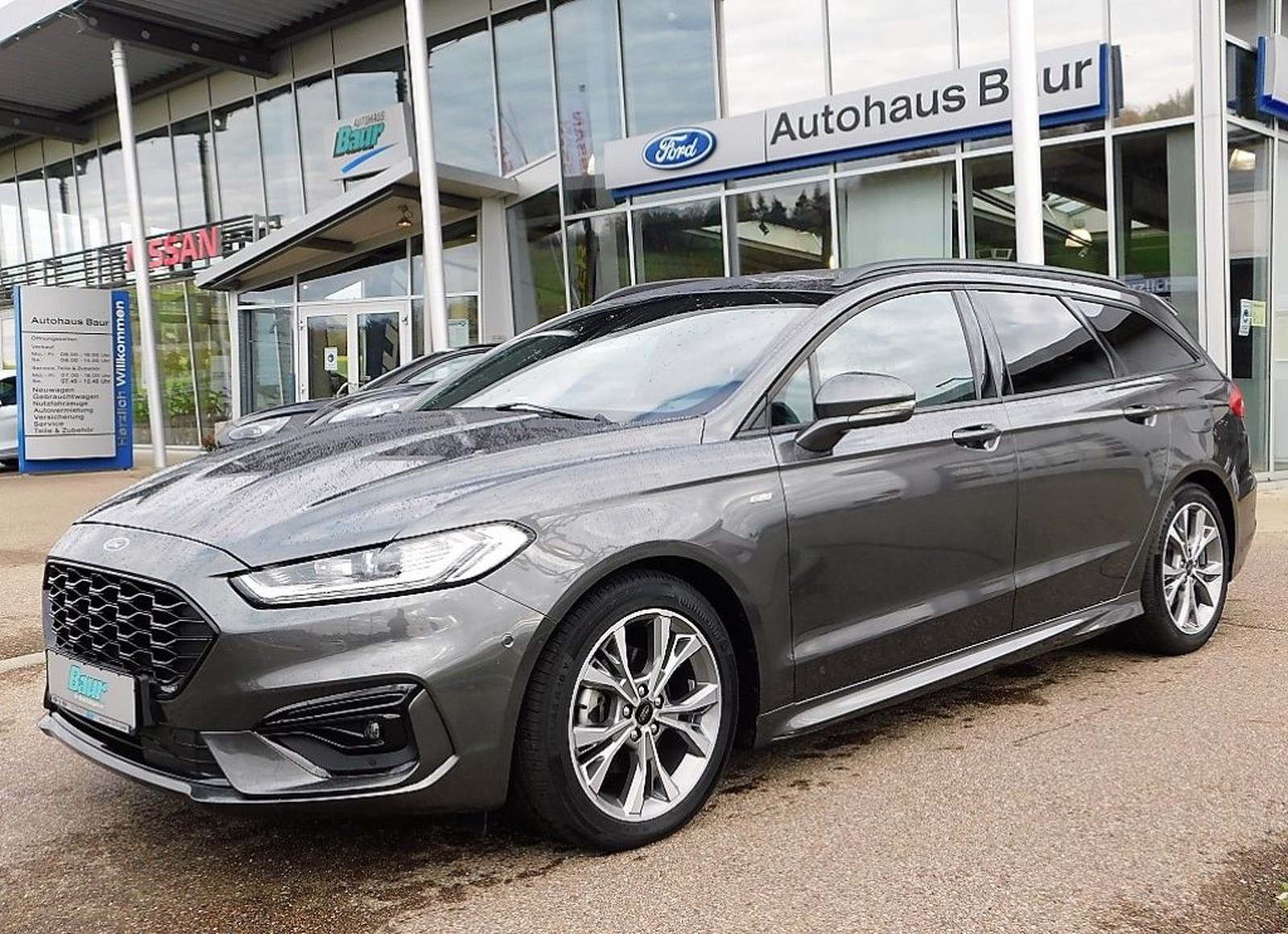 Ford Mondeo 2.0 AUTOMATIK ST-Line NAVI AHK LED DAB gebraucht kaufen in ...