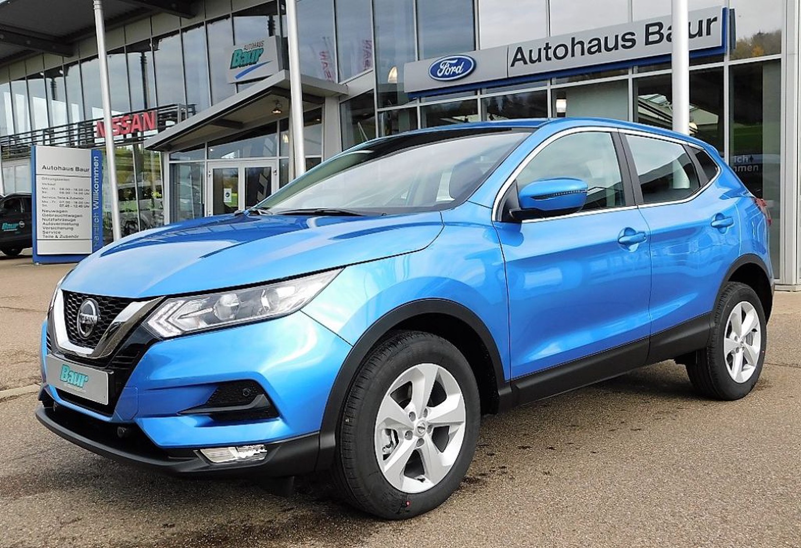 Nissan Qashqai 1.3 AUTOMATIK SHIRO NAVI