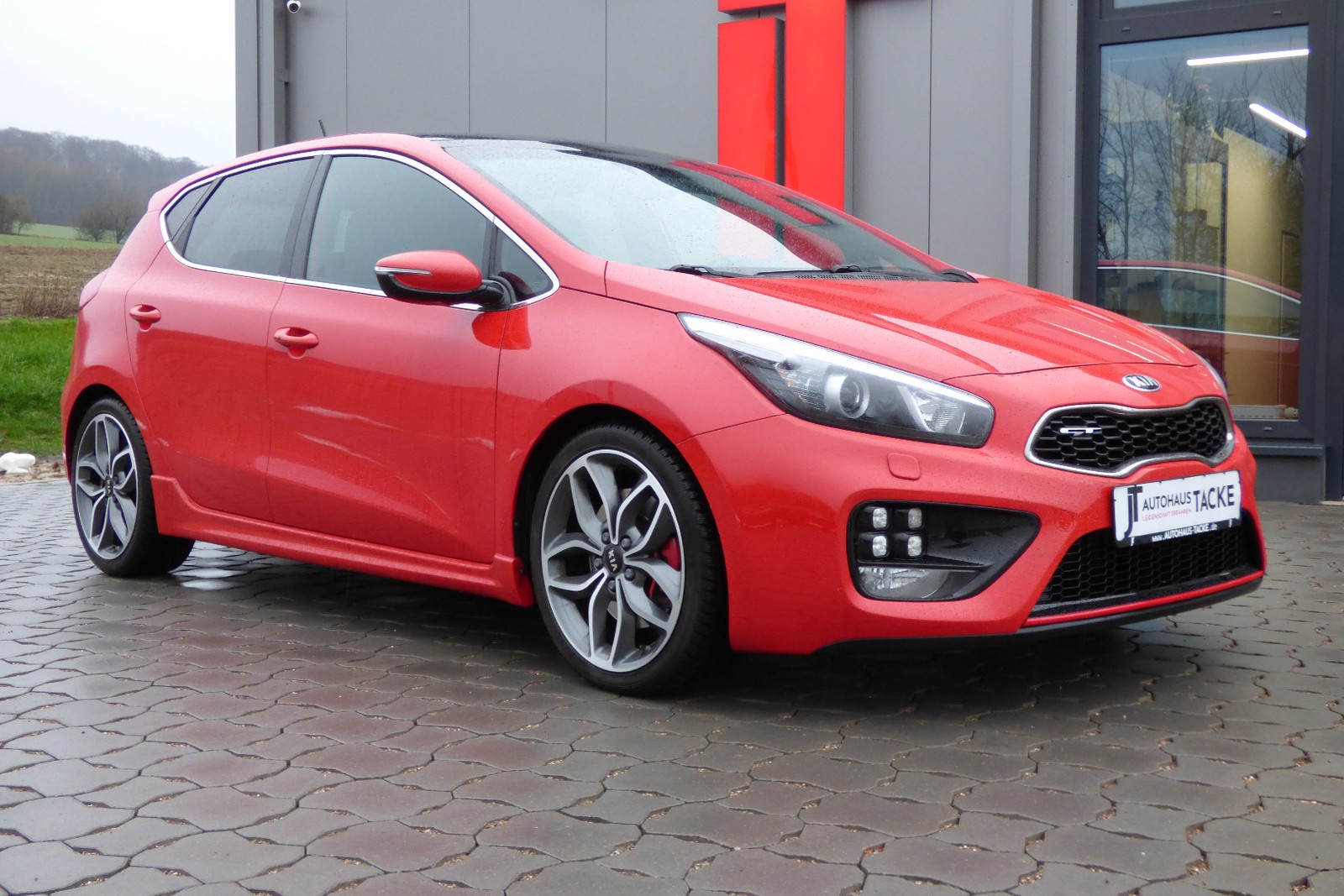 Kia Ceed GT-Track, Panorama, Navi, XENON, Bastuck