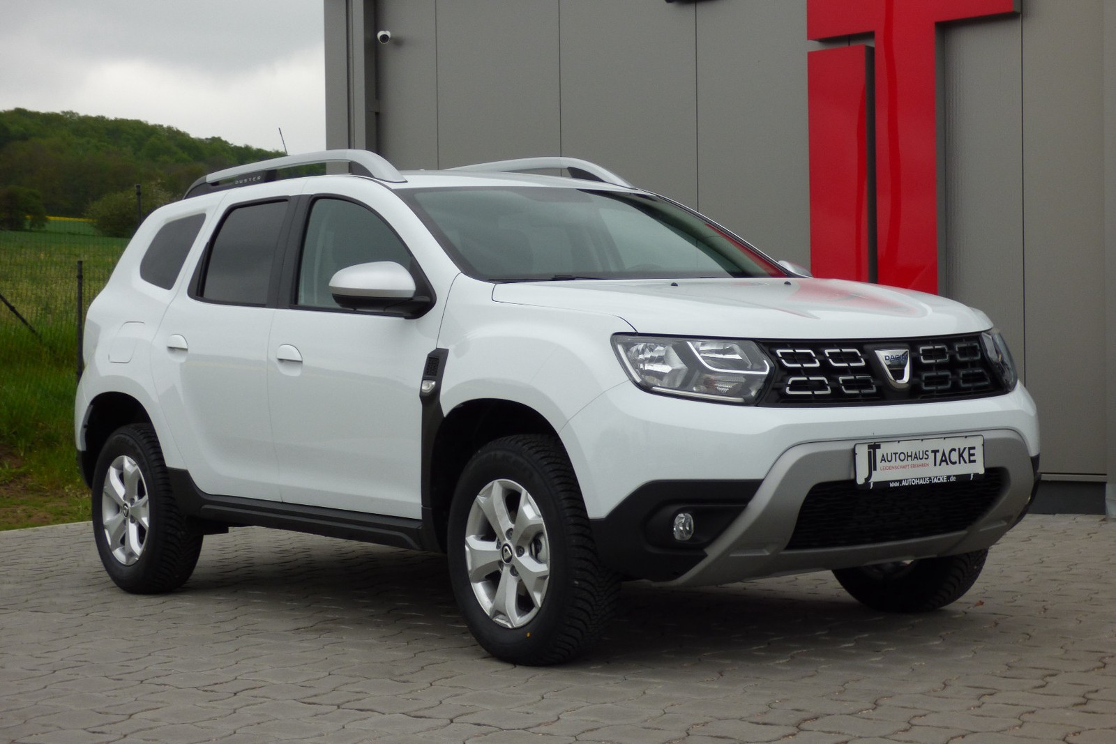Dacia Duster 1,6 SCe 115 Navi, Kamera, Allwetter