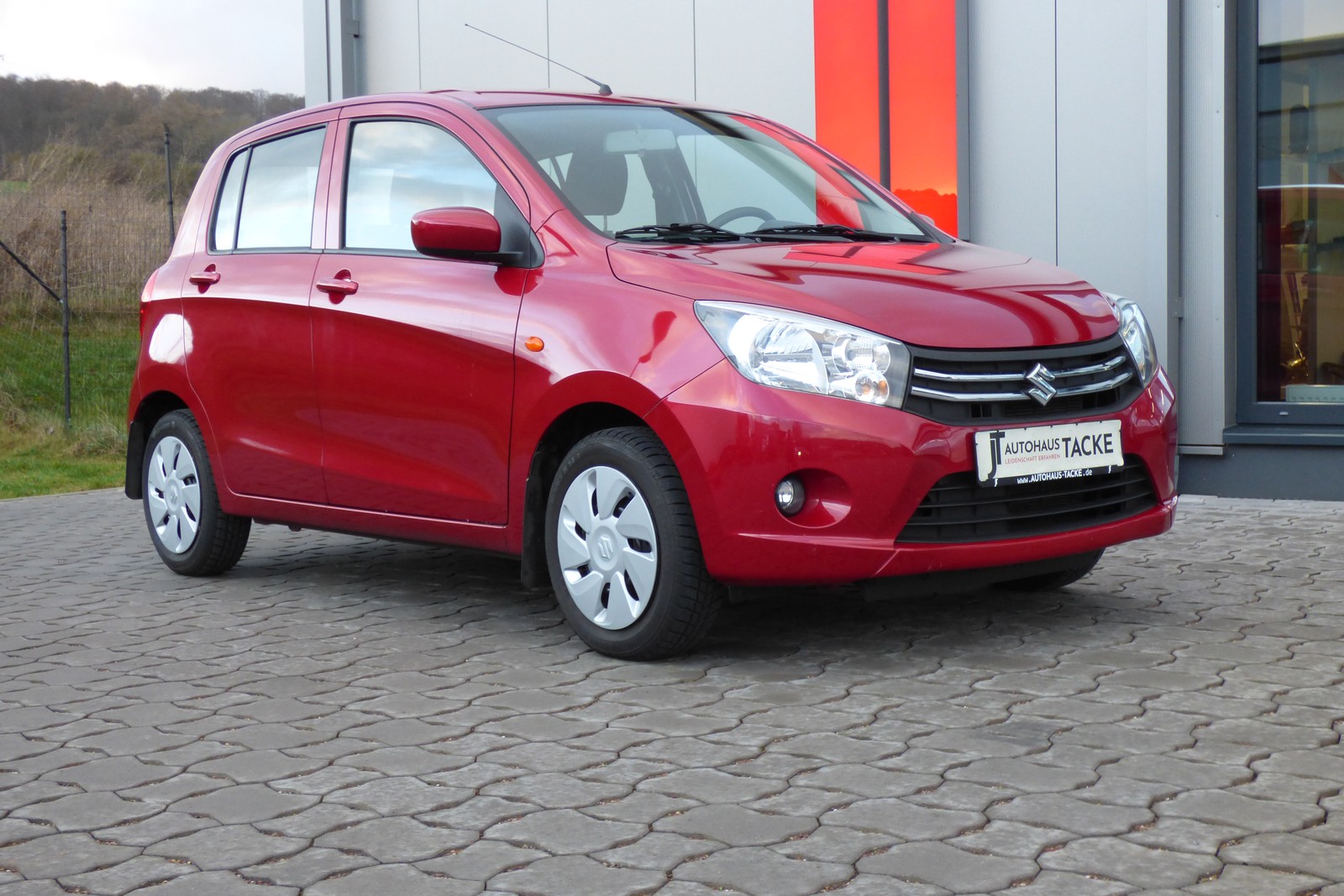 Suzuki Celerio 1,0 Comfort 1. Hand, ALU, AHK, Bluetooth
