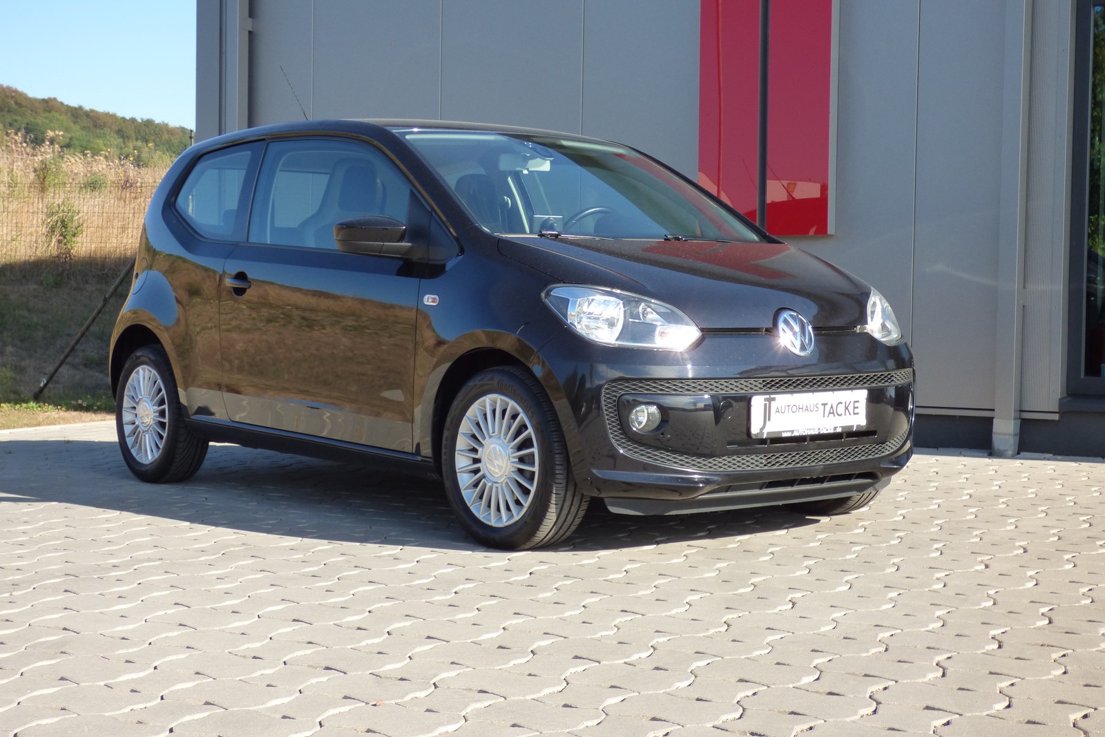 Volkswagen high up! Navigation, SHZ, Teilleder, ALU, 8 fach