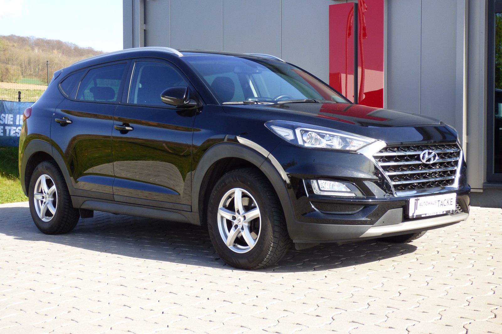 Hyundai TUCSON 1,6 T-GDI DCT, Automatik, AHK, 8 fach bereift