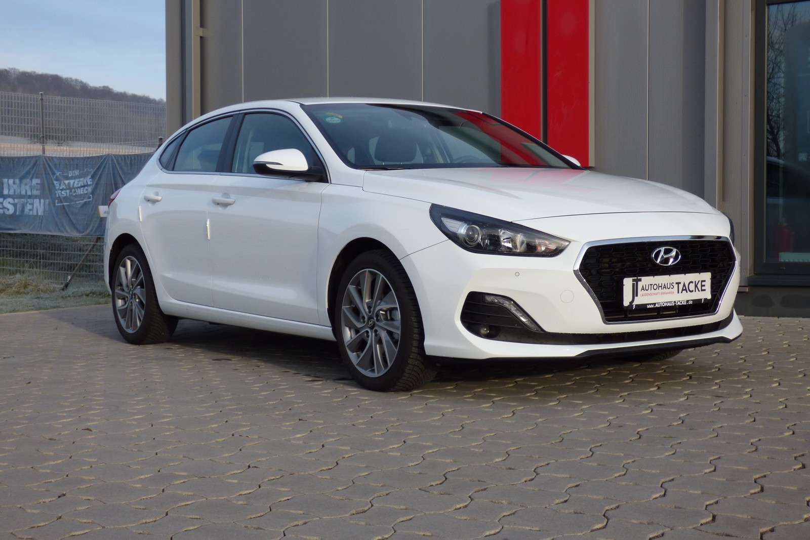 Hyundai i30 Fastback Kamera, SHZ, Lenkradheiz., Navi