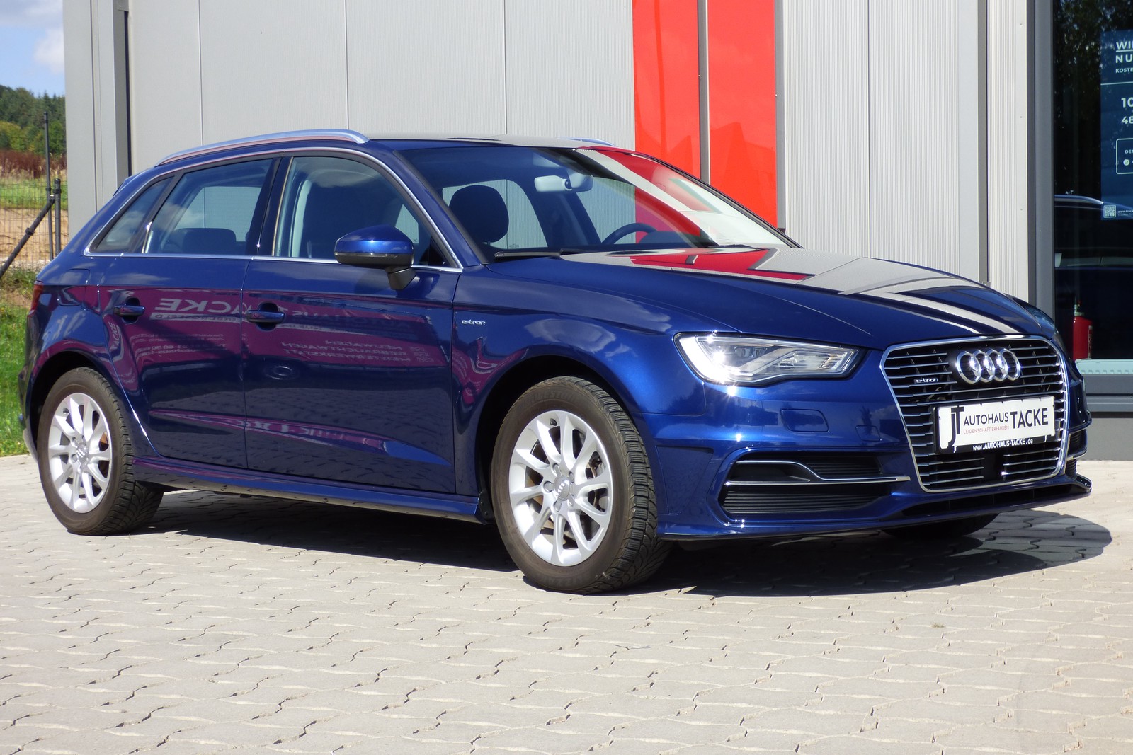 Audi A3 Sportback Ambiente e-tron, NAVI,Teilleder,SHZ