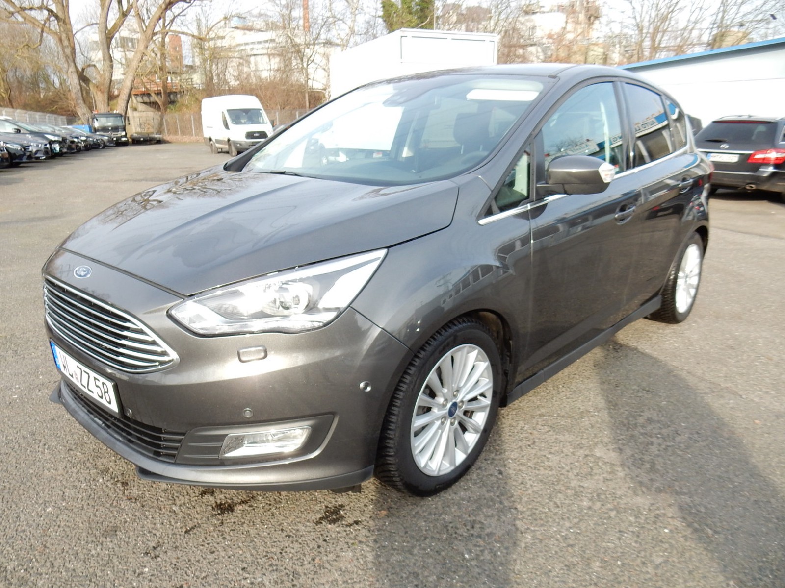 Ford C-Max 1.0 i Titanium Navi. Klima. Rückfahr Kamera SHZ.