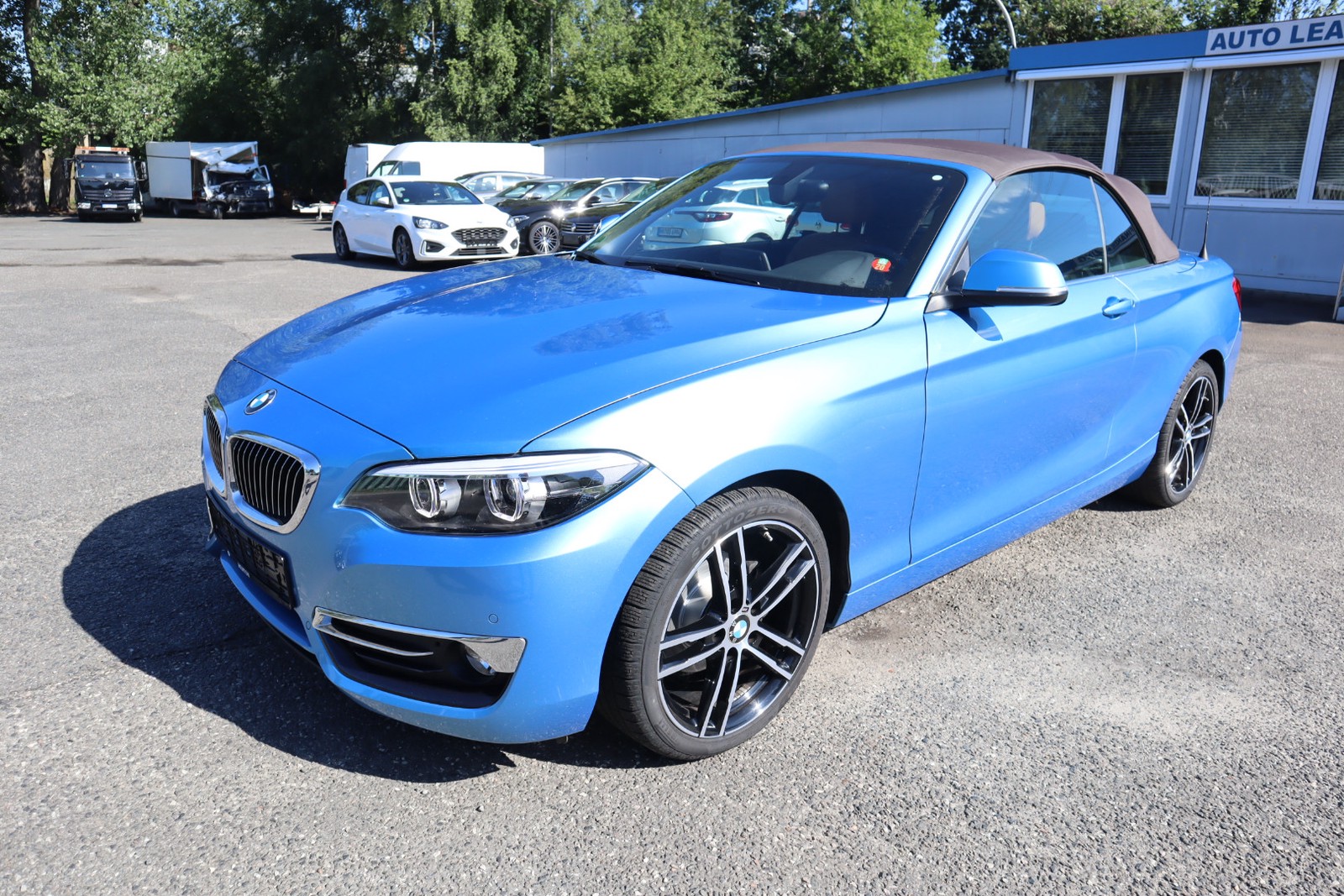 BMW 218 i Cabrio Luxury Line Navi. Leder. Klimaaut. PDC. SHZ. Alu.