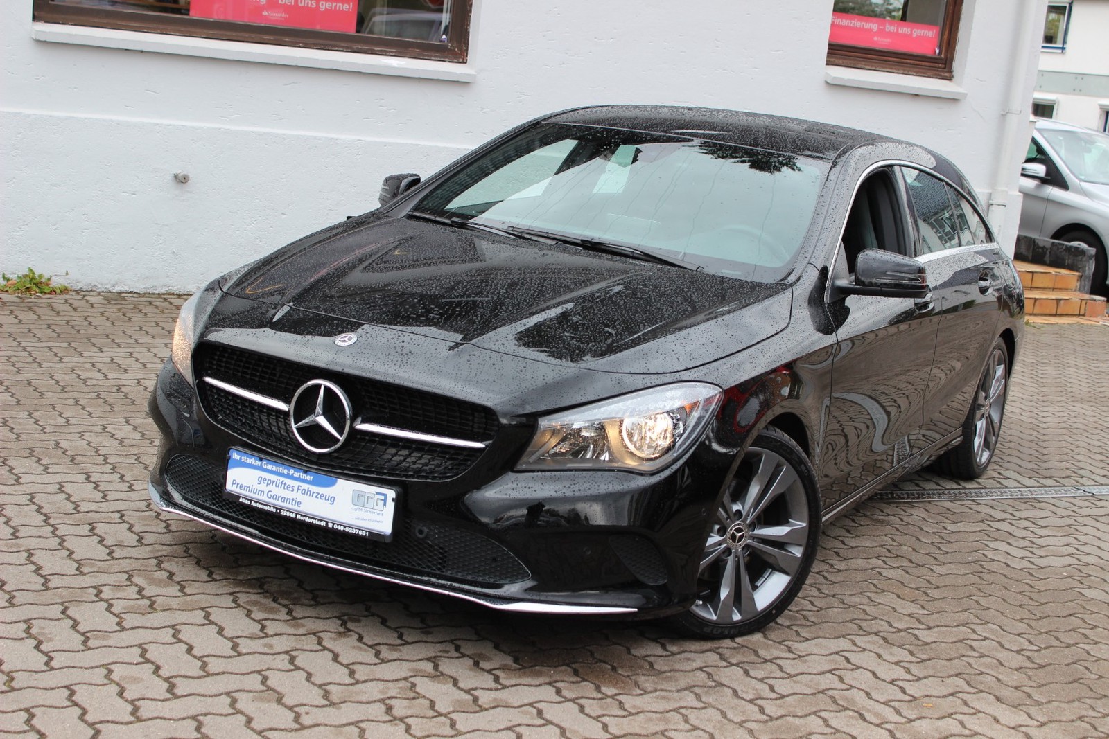 Mercedes-Benz CLA 200 Shooting Brake Urban d DCT+Leder+Navi
