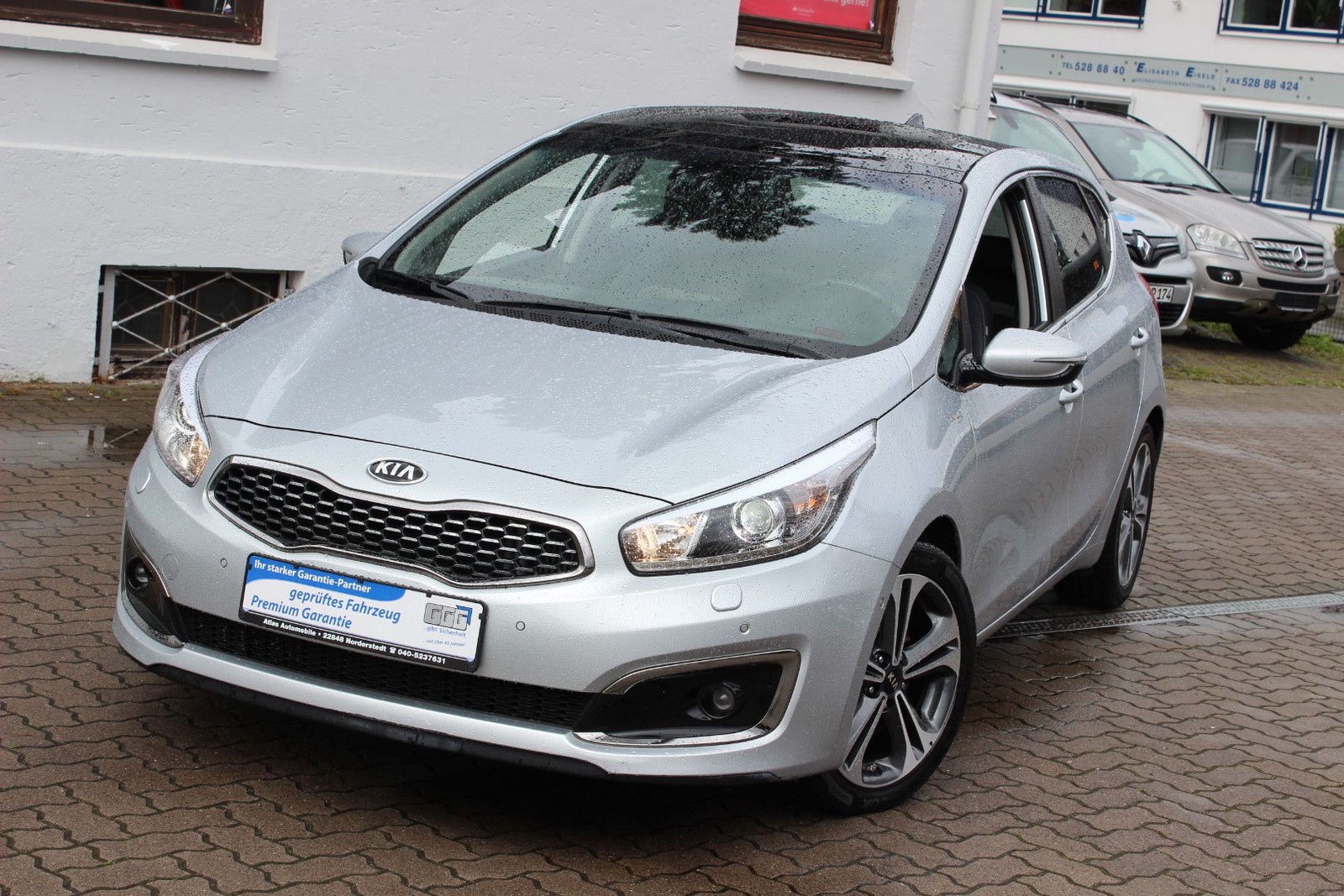 Kia Ceed 1,6 CRDI Platinum Edition Led+Navi+Xen+Pano