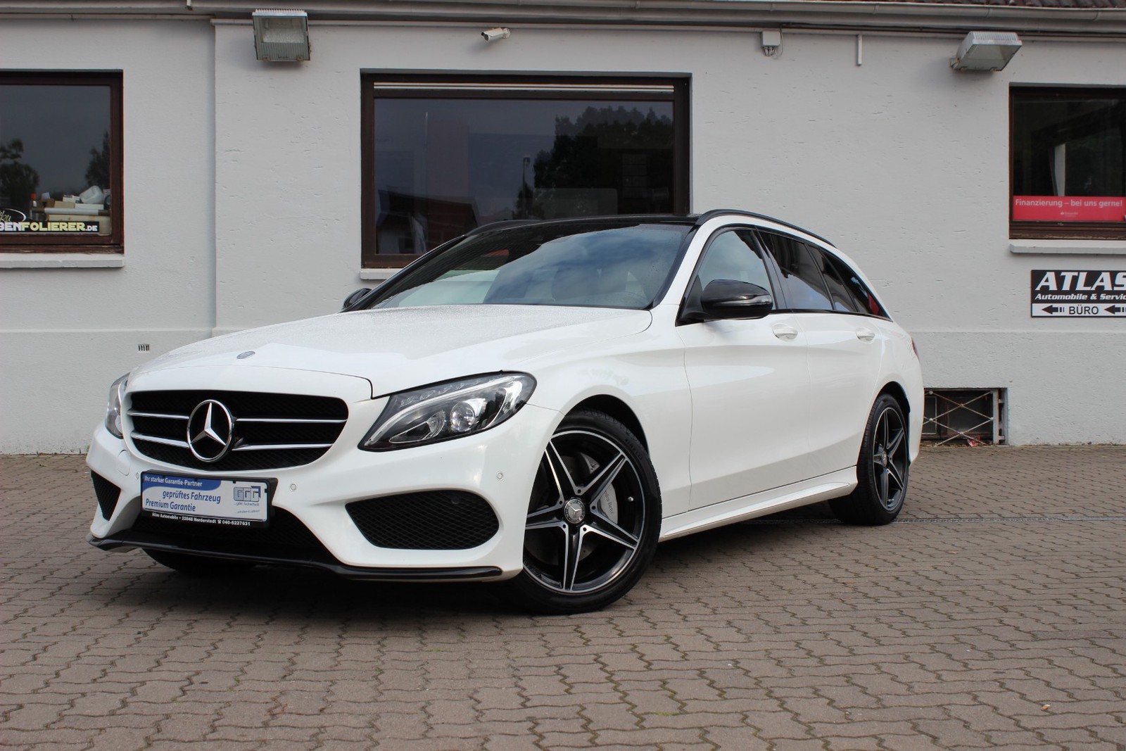 Mercedes-Benz C 250 AMG Line Leder+LED+Panoramadach+Navi