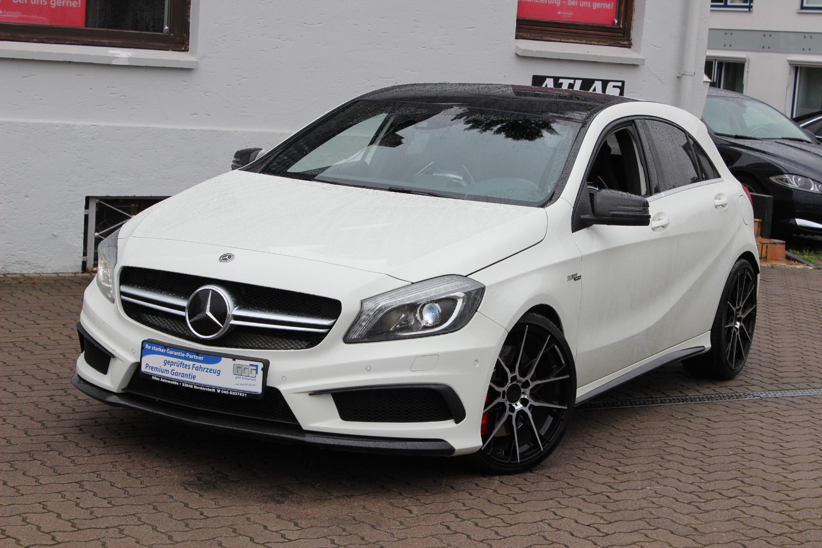 Mercedes-Benz A 45 AMG 4-Matic Panoramadach+Leder+Xenon+Comand