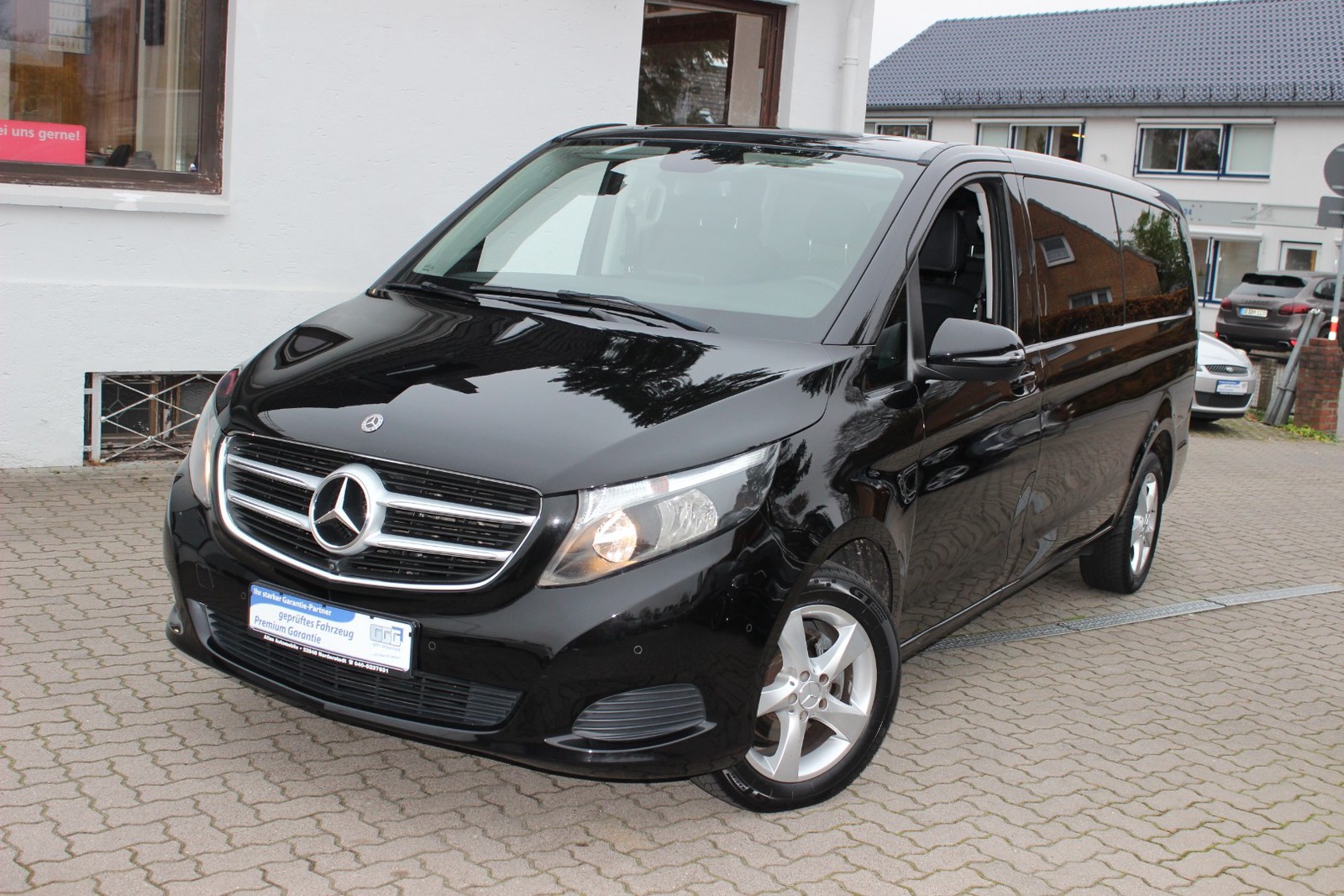 Mercedes-Benz V 200 d BT Aut Extra Lang 8 Sitzer+Leder+Navi+Kamera