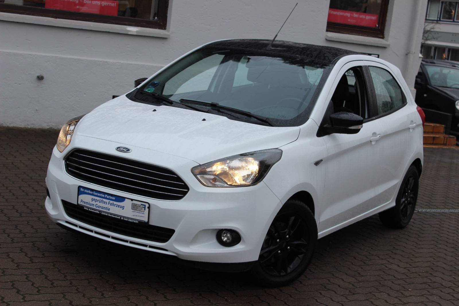 Ford KA+ Black / White+1.Hand +Allwetterreifen+Top Zustand