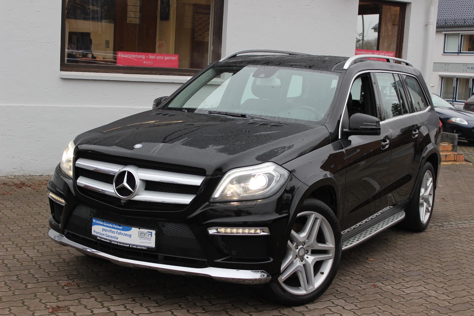 Mercedes-Benz GL 350 BlueTec 4Matic AMG Sport-Paket Pano+Leder+Comand