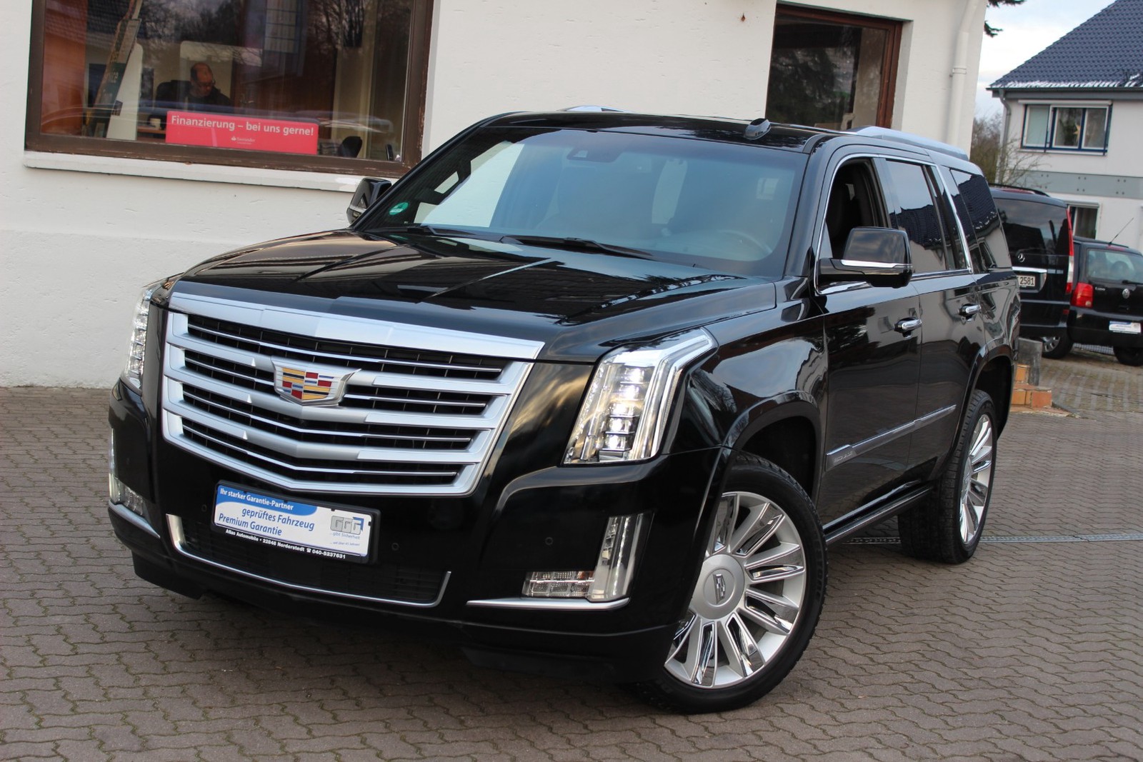 Cadillac Escalade 6.2 V8 Platinum HUD+e.HG+NA+Led+7Sitzer