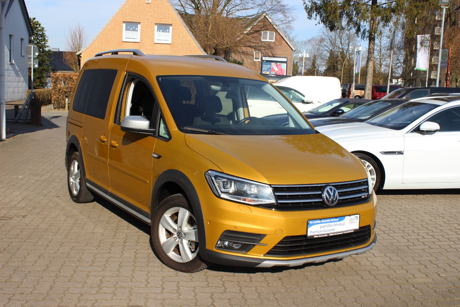 Volkswagen Caddy 2,0 TDI Alltrack BMT Navigation+Bi-Xenon
