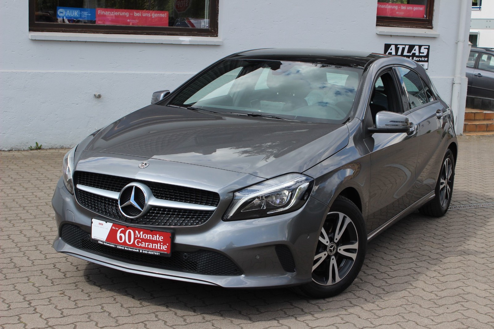 Mercedes-Benz A 160 7G-DCT LED+NAVI+Panoramadach+Kamera