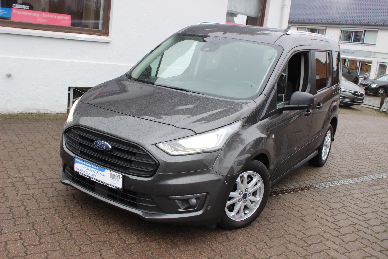 Ford Tourneo Connect 1,5 TDCI Aut Navi=Xenon=Kamera=5 Sitzer