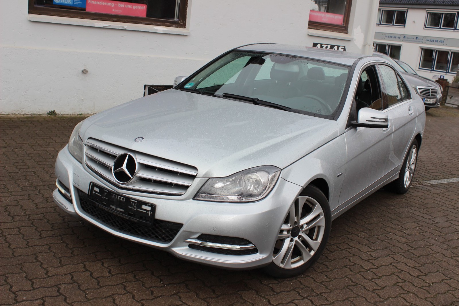 Mercedes-Benz C 180 CGI BlueEfficiency Avantgarde Aut Navi=LEDER