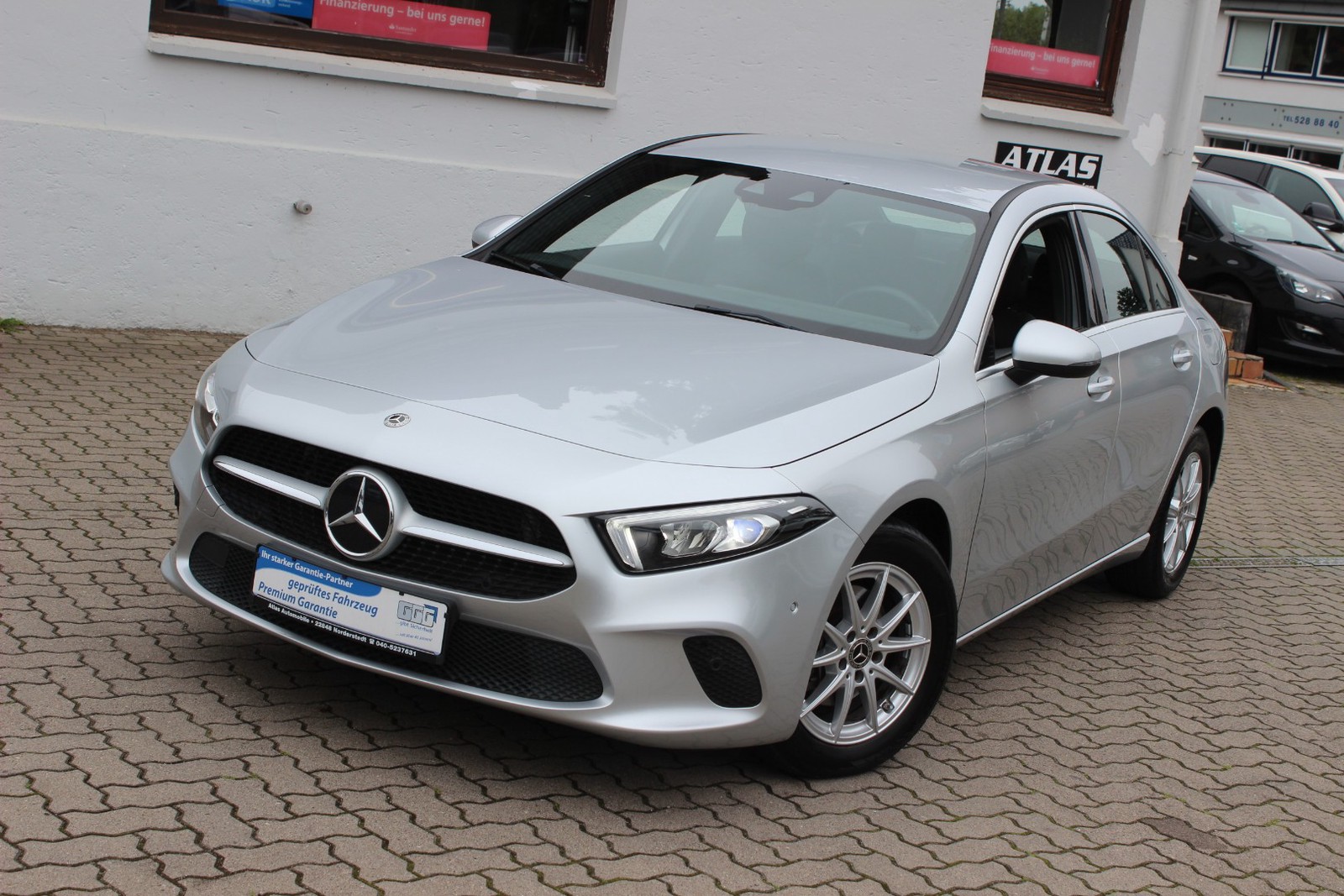 Mercedes-Benz A 180 d Edition 19 Limousine DTC Leder=HUD=LED=Navi=MBUX
