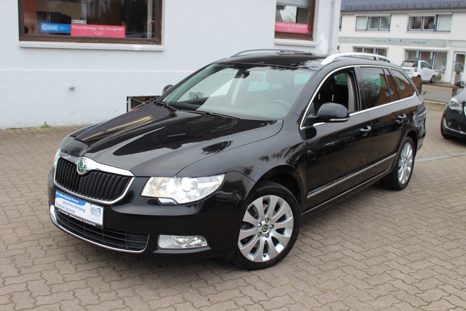 Skoda Superb 2,0 TDI DSG Elegance Leder=Bi-Xenon=Navi=