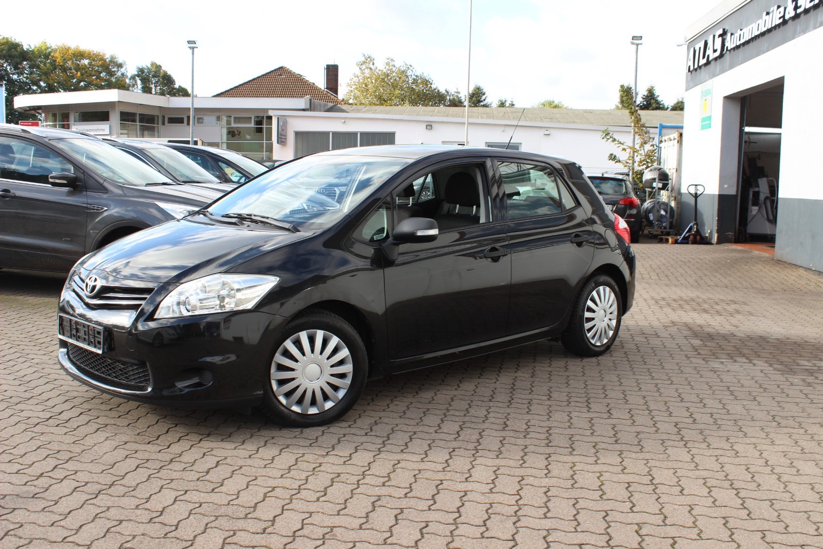 Toyota Auris Basis+5 TÜRER+klima+HU+AU NEU