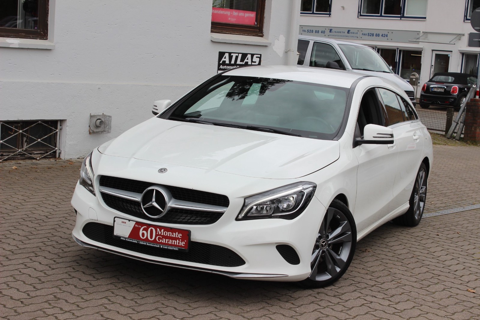 Mercedes-Benz CLA 200 CDI / d 7G-DCT Leder=Navi=LED High Performance-Scheinwerfe