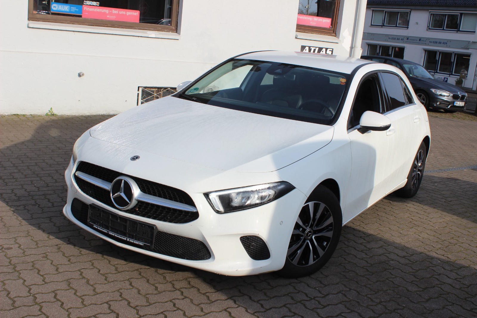 Mercedes-Benz A 180 d 8G-DCT LEDER=NAVI=LED Leuchte=KAMERA