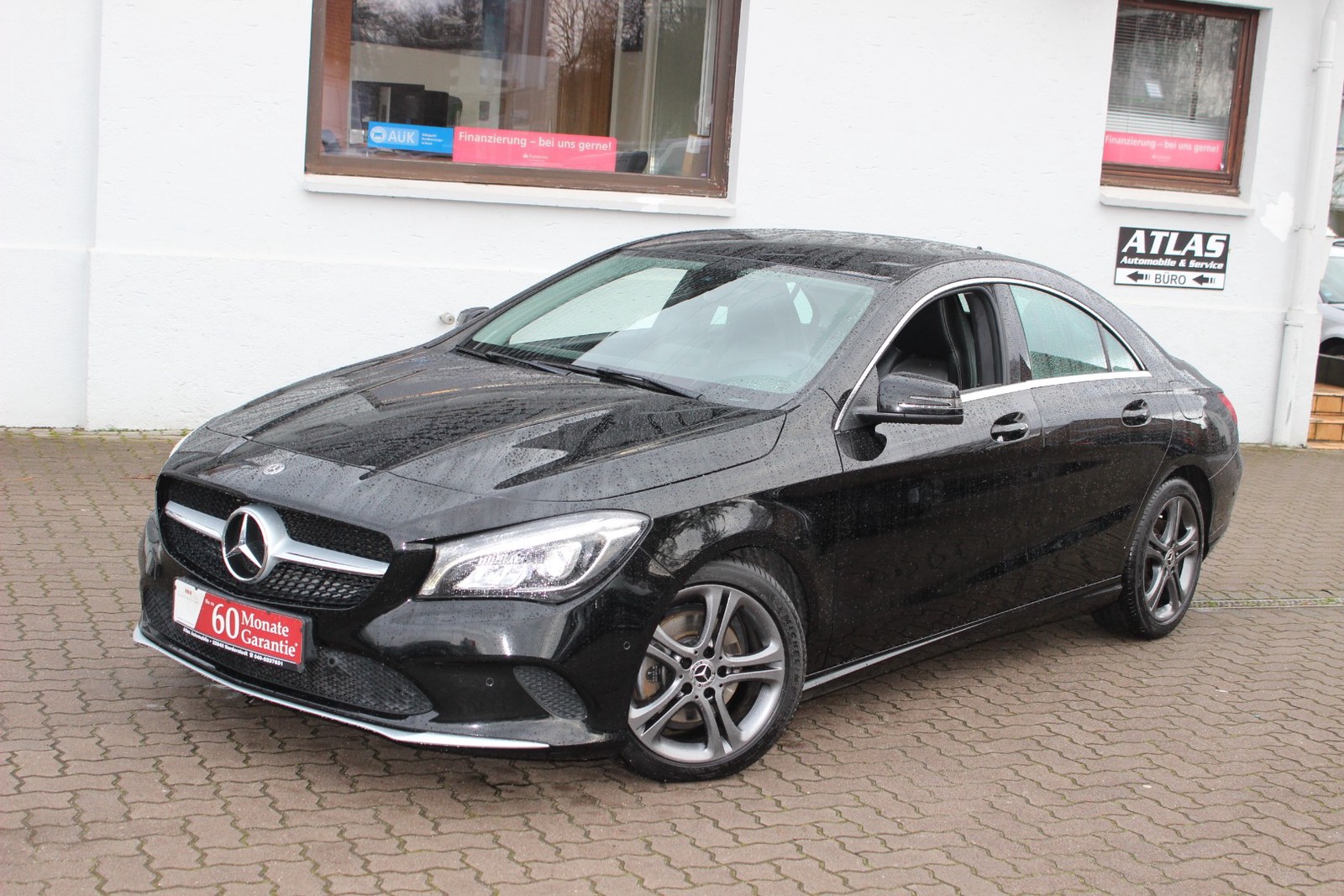 Mercedes-Benz CLA 200 CDI / d Limousine DCT=NAVI=Leder=LED High Performance-Scheinwerfe