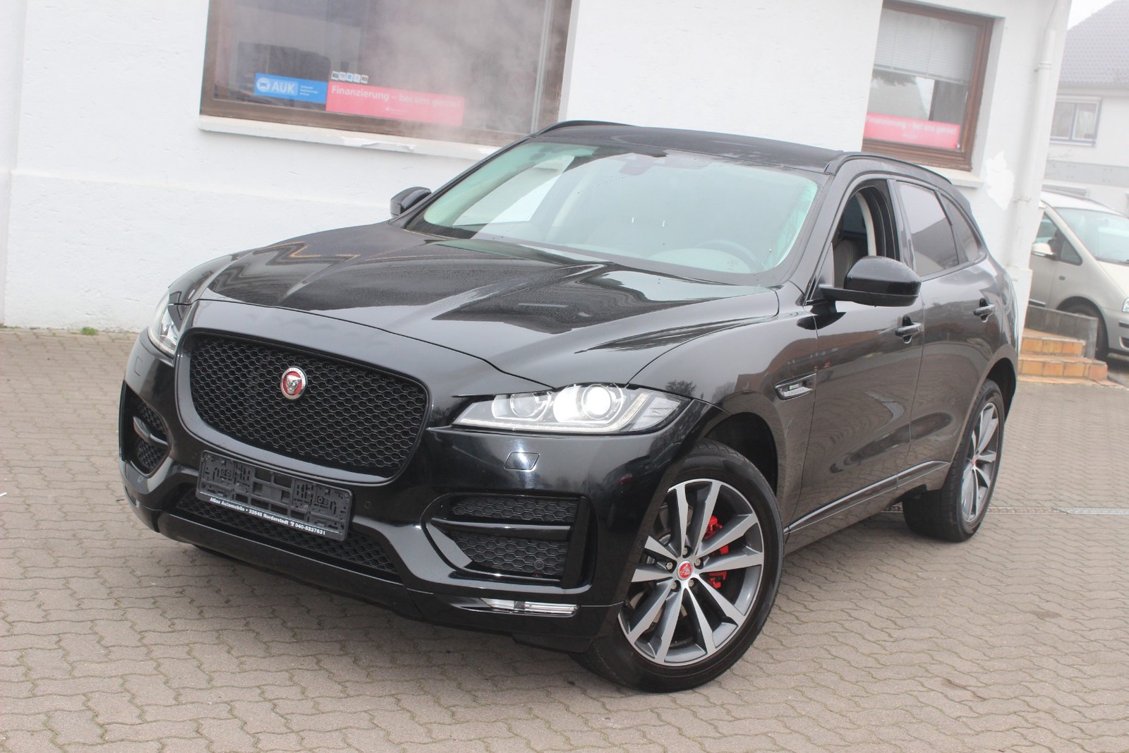 Jaguar F-PACE R-Sport AWD Leder=Navi=Xenon=20 Zoll=2 Hand