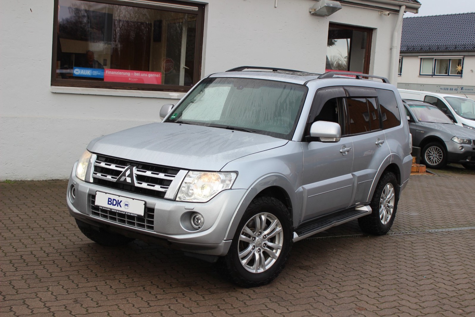 Mitsubishi Pajero 3.2 DI-D Instyle Navi+Leder+Xenon+Panoramadach