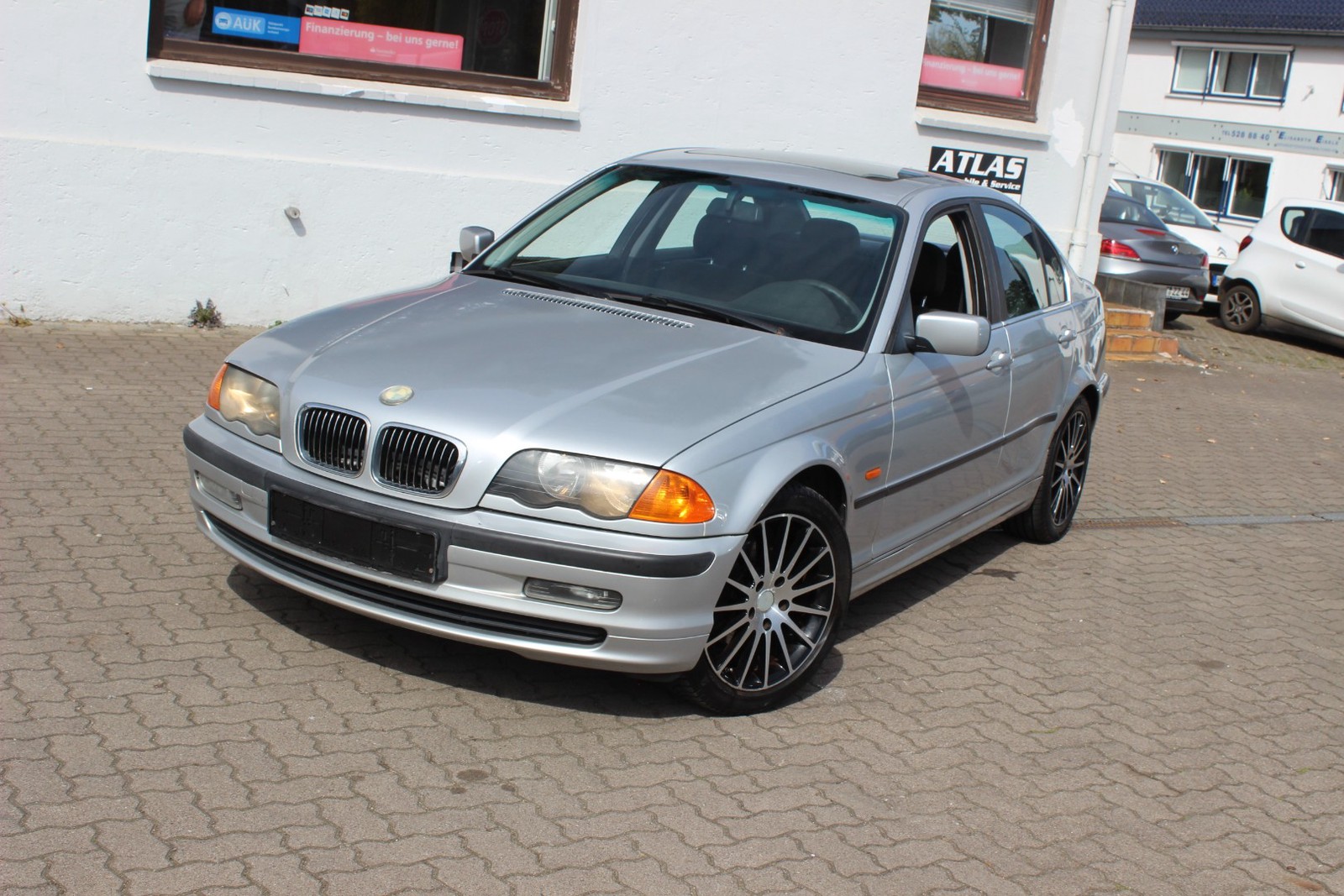 BMW 323i e.HGSD=TÜV 02/2027=einer von den letze 6 Zylinder
