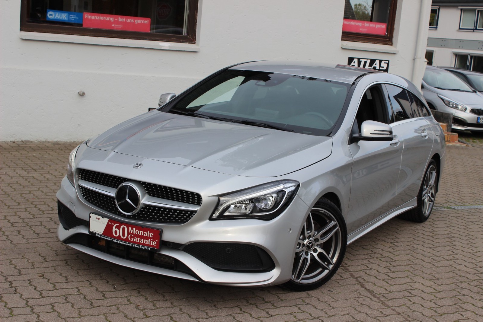 Mercedes-Benz CLA 220 Shooting Brake AMG Line Comand+LED+LEDER+Regensensor