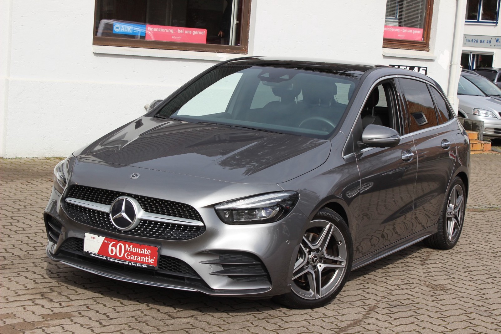 Mercedes-Benz B 180 7G-DCT AMG Line Pano=Leder=Navi=Multimeam LED