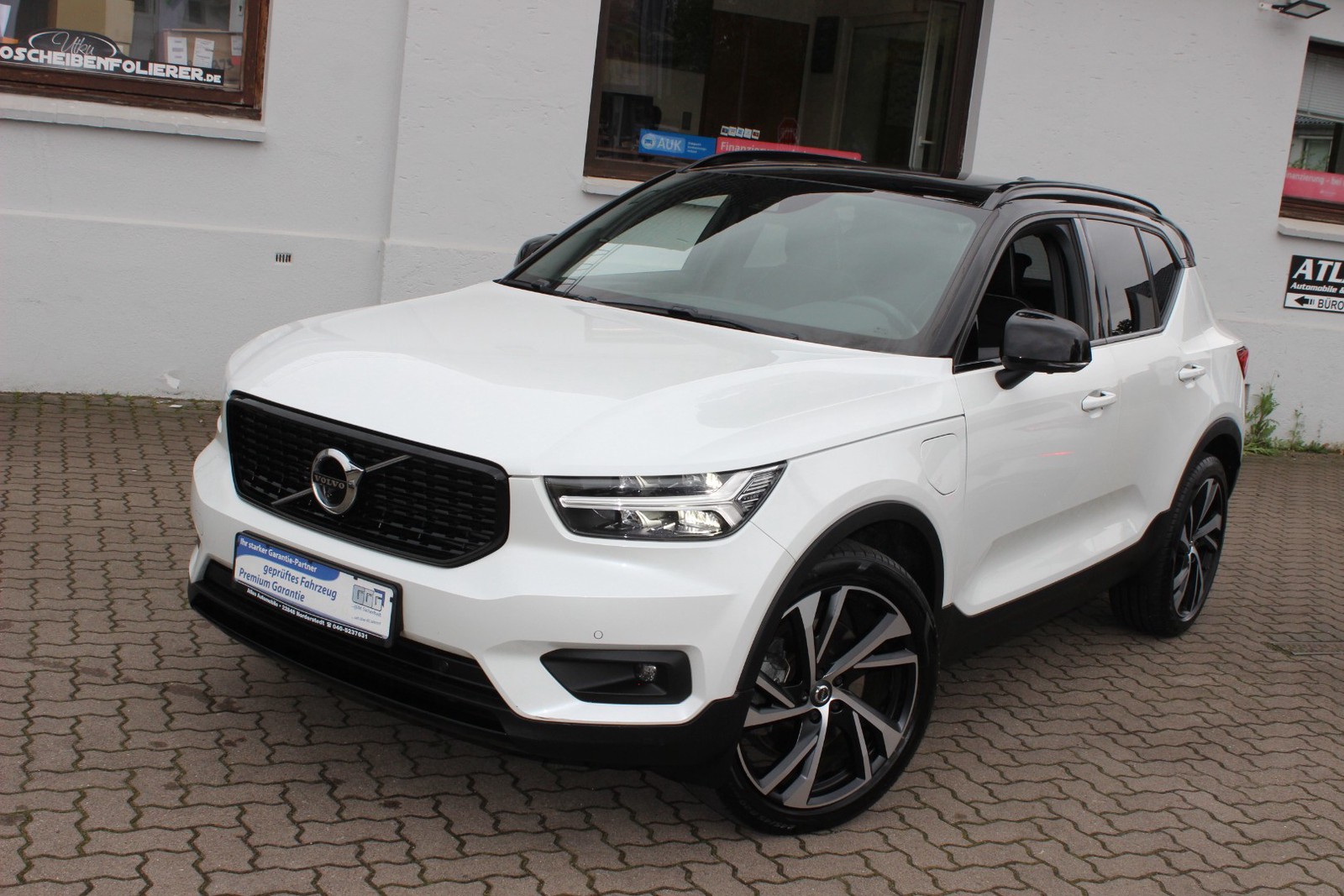 Volvo XC40 R Design T5 Recharge Plug-In Hybrid Panoramadach