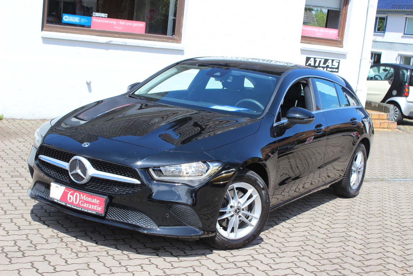 Mercedes-Benz CLA 180 Shooting Brake 7G-DCT LEDER=NAVI=Tempomat
