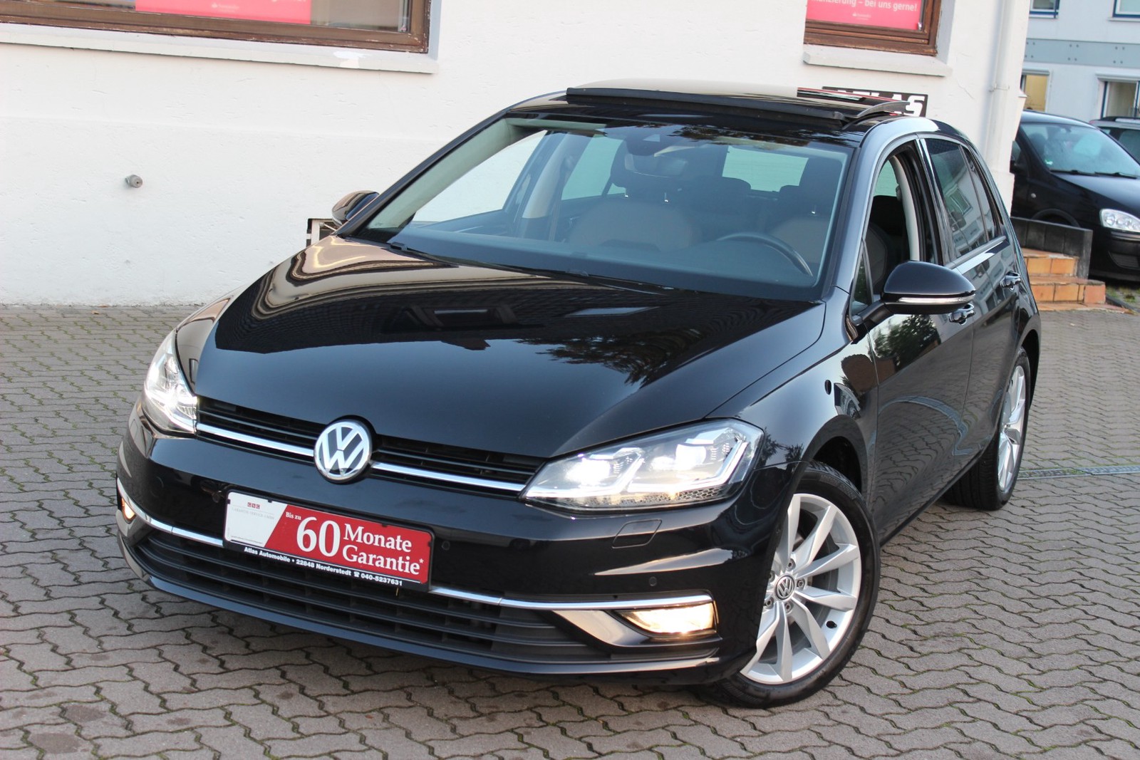 Volkswagen Golf VII 2.0 TDI DSG Highline R-Line Sportp.Panoramadach