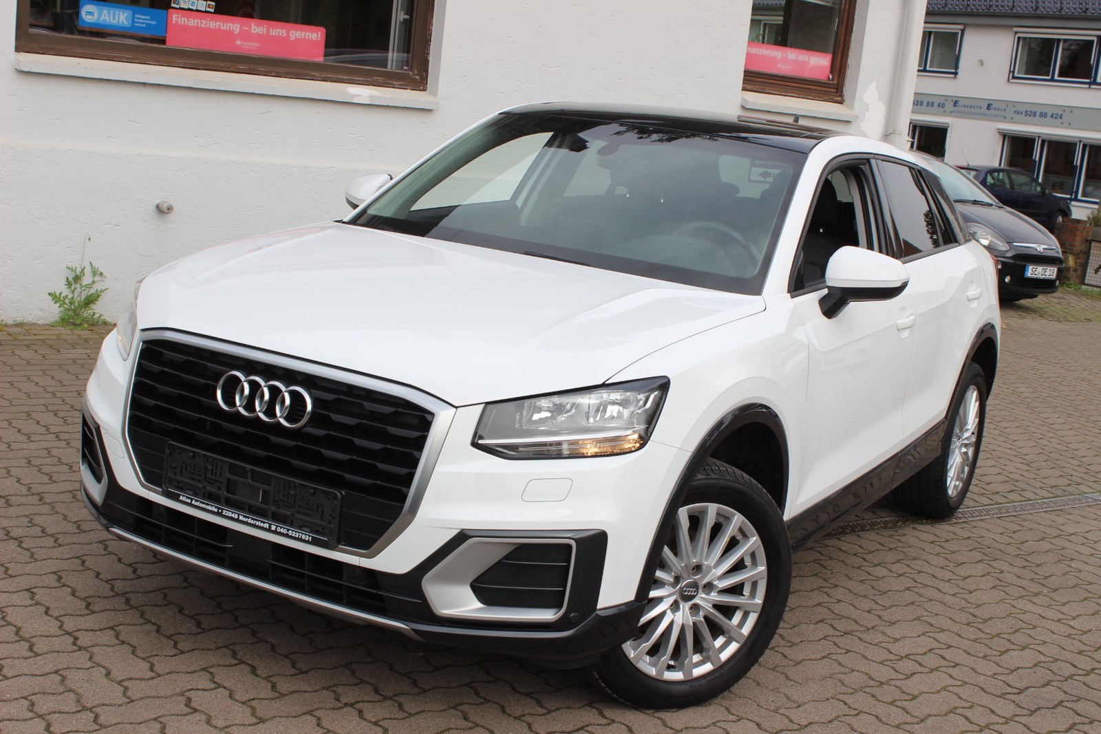 Audi Q2 35 TFSI design OPF S tronic Panoramadach=Rückfahrkamera