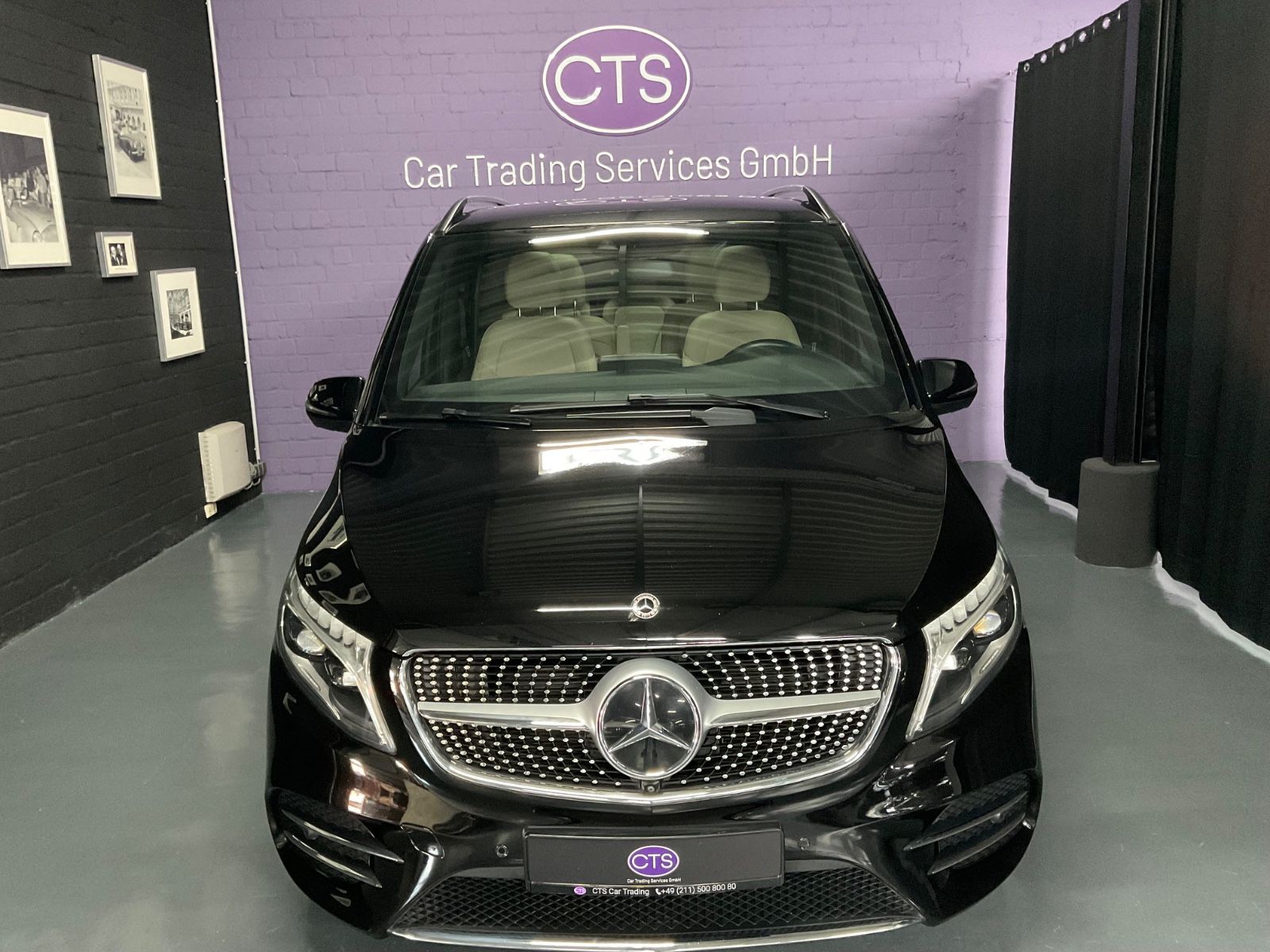Mercedes-Benz V 300 / AMG Line / Panorama Dach / Klima Sitze