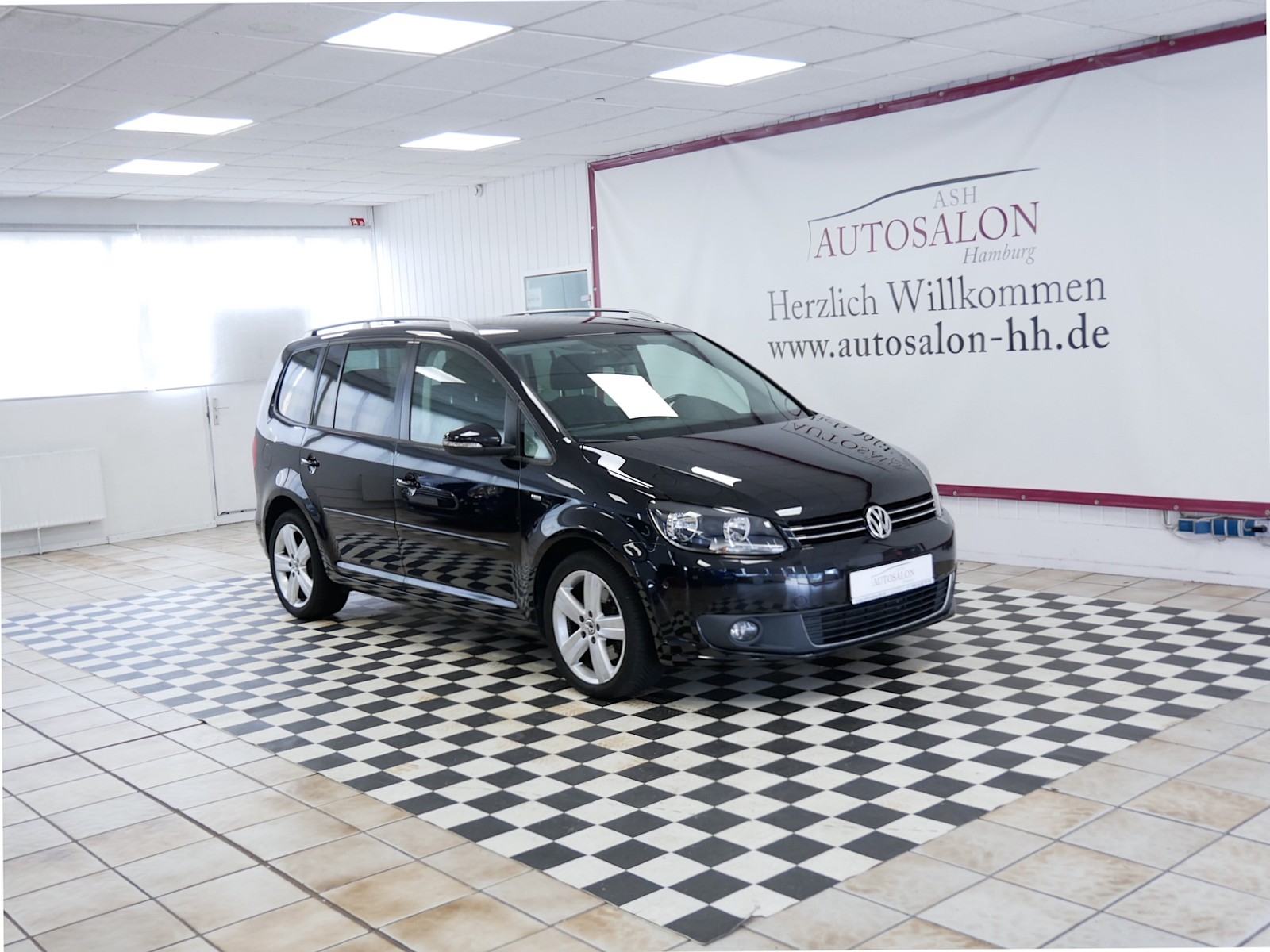 Volkswagen Touran Cup*2Vorb*7Sitze*Serviceg.*Navi*Kamera*Panorama*