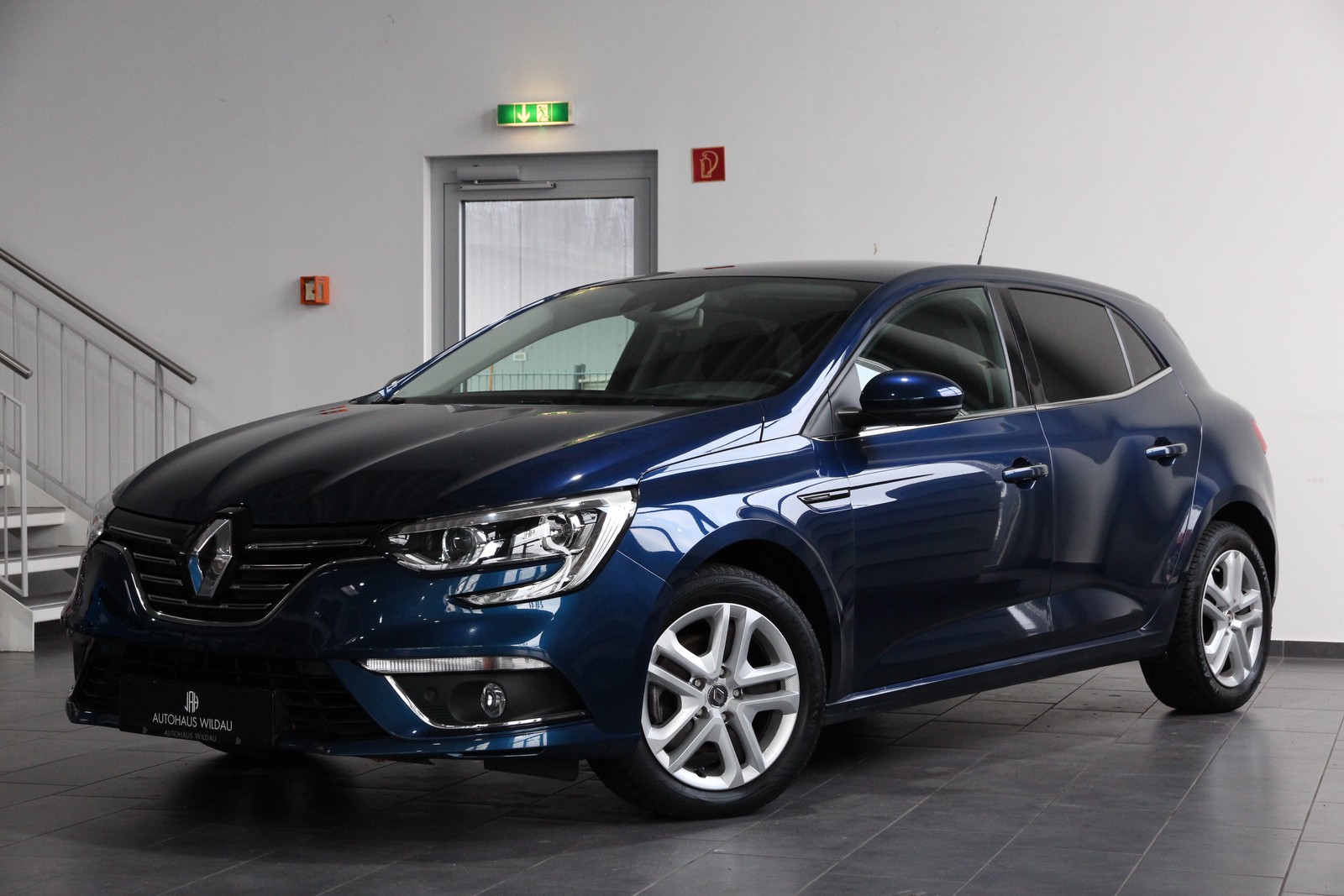 Renault Megane IV 5-trg. Business Edition AUTOMATIK KEYLEES