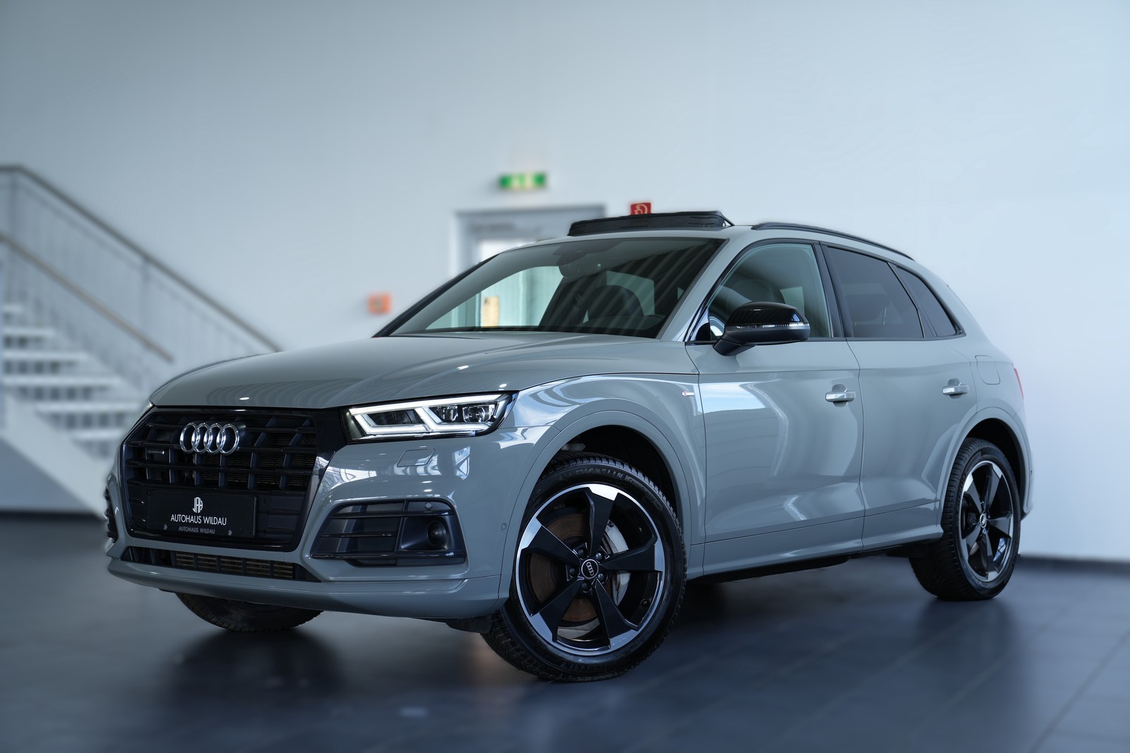 Audi Q5 50 TFSI e quattro S-Line sport AUT NAV PANO AHK LED