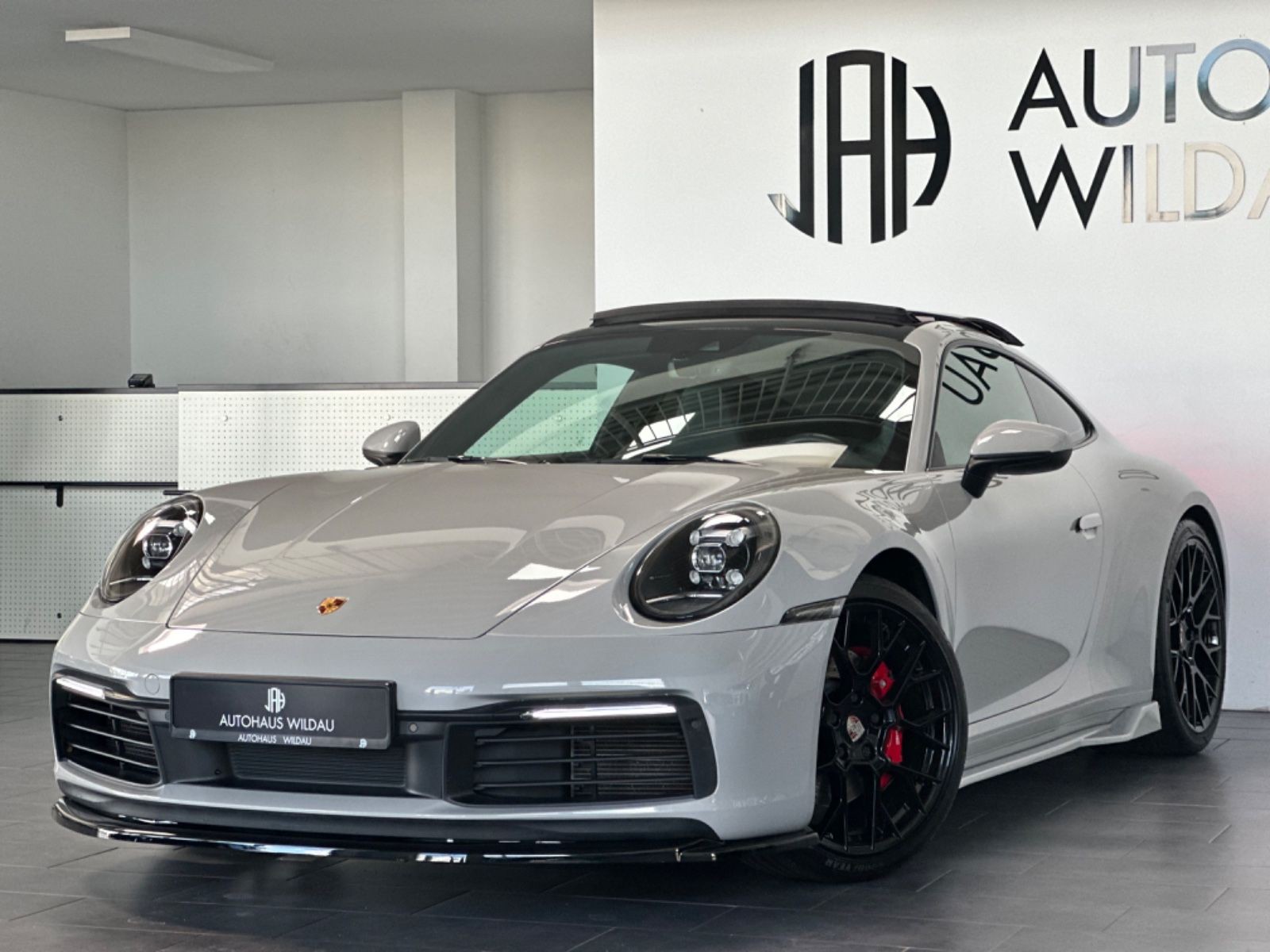 Porsche 992