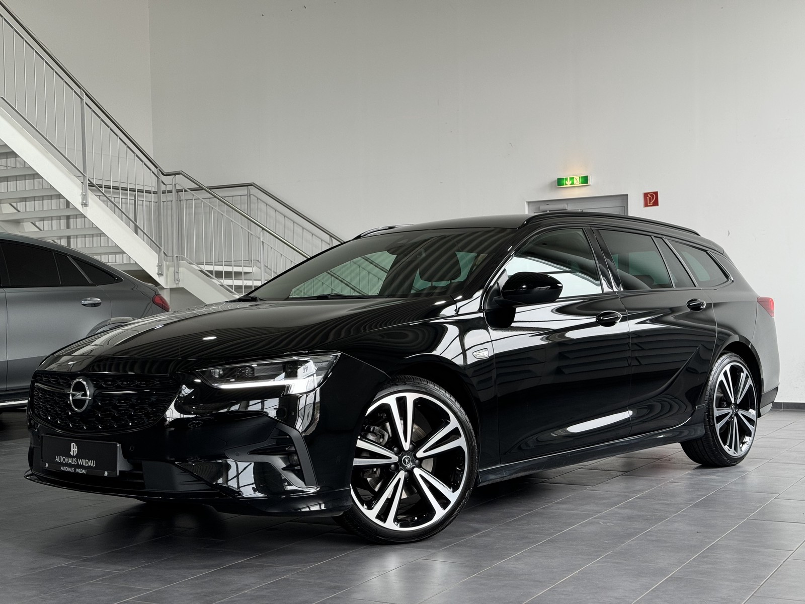 Opel Insignia B Sports Tourer Ultimate OPC VOLL