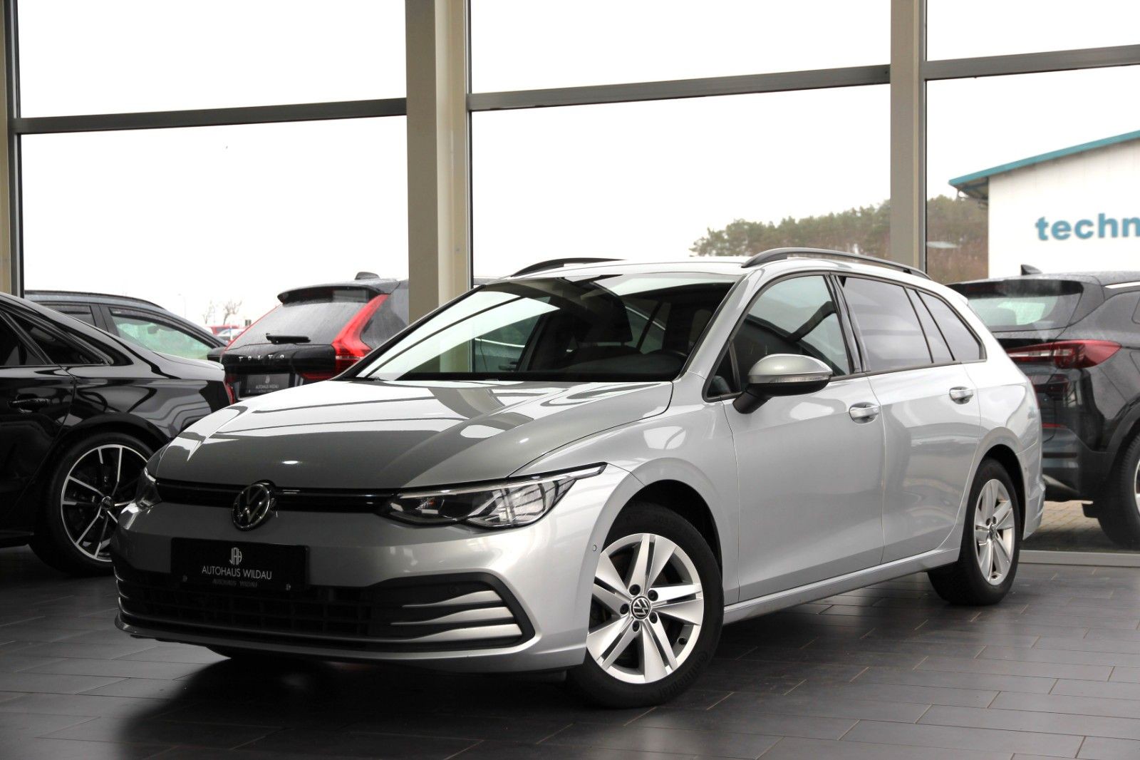 Volkswagen Golf VIII Variant Life AUTOMATIK KAMERA