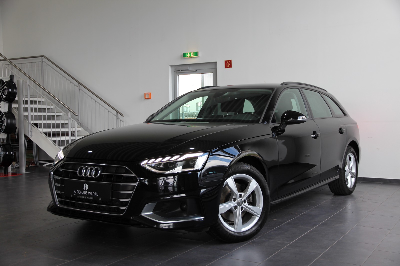 Audi A4 Avant 35 TDI advanced MATRIX