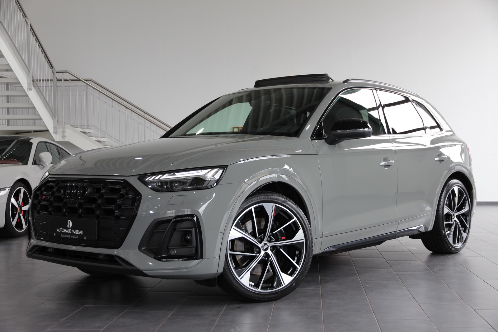 Audi SQ5 VOLL CARBON HEAD-UP AHK LED B&O