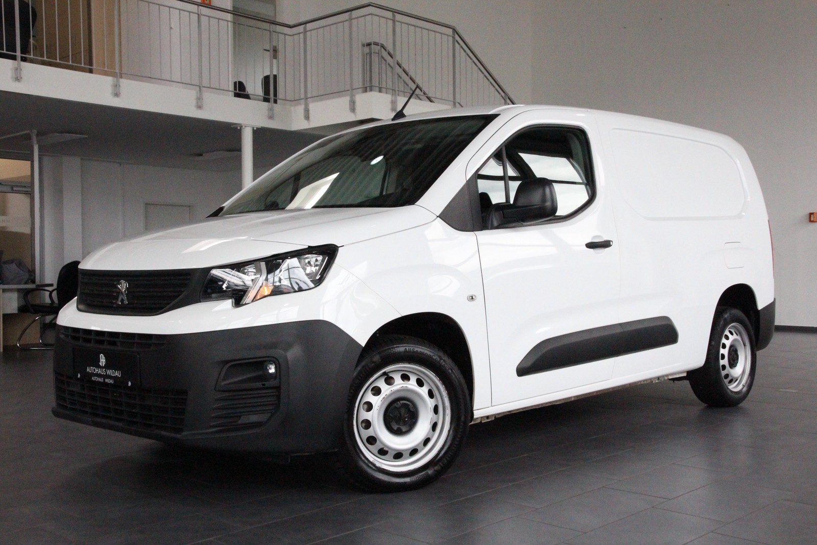 Peugeot Partner Premium L2 AUTOMATIK