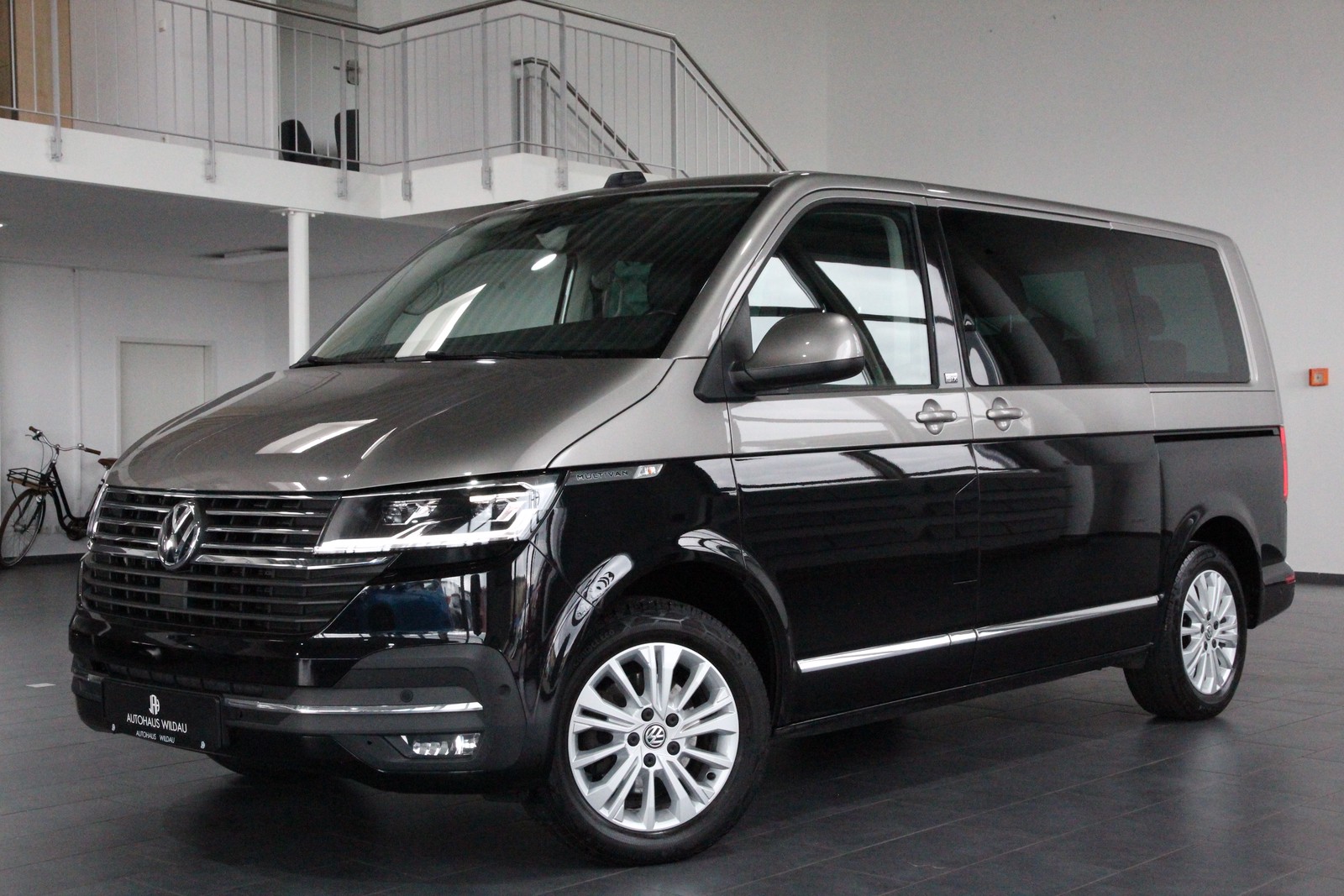 Volkswagen T6.1 Transporter Multivan Generation Six FWD